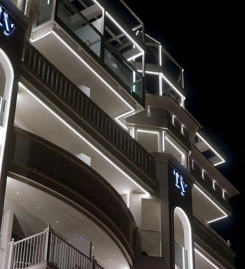 Hotel Tiffany's Riccione 4*,  Italien