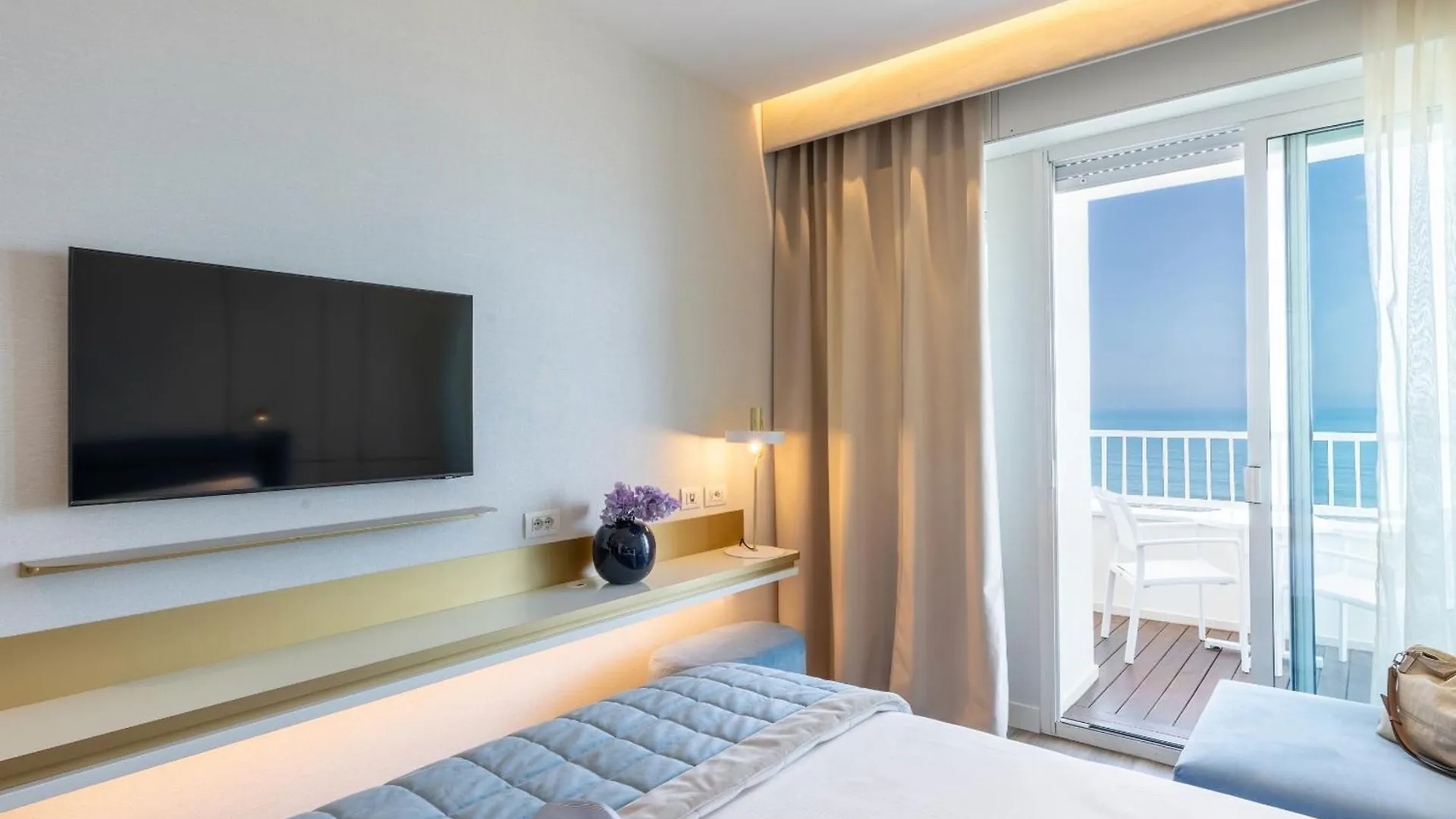 Hotel Tiffany'S Riccione 4*,  Italy
